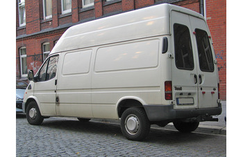 АРЕНДА ГРУЗОВОГО МИКРОАВТОБУСА БЕЗ ВОДИТЕЛЯ КАТ,,В,