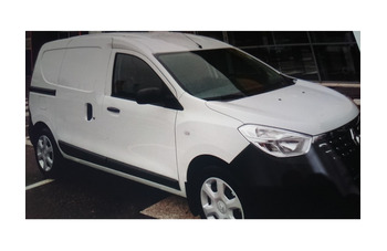 Грузовой фургон Renault Dokker напрокат (в аренду) без водителя в Минске